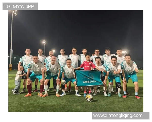 9号球衣背后的传奇足球之星揭秘 他如何成就辉煌职业生涯