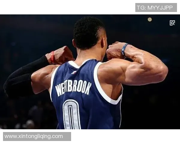 足球球星健身训练揭秘 提升爆发力与耐力的秘密技巧